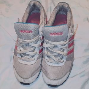 Women's/kids shoes